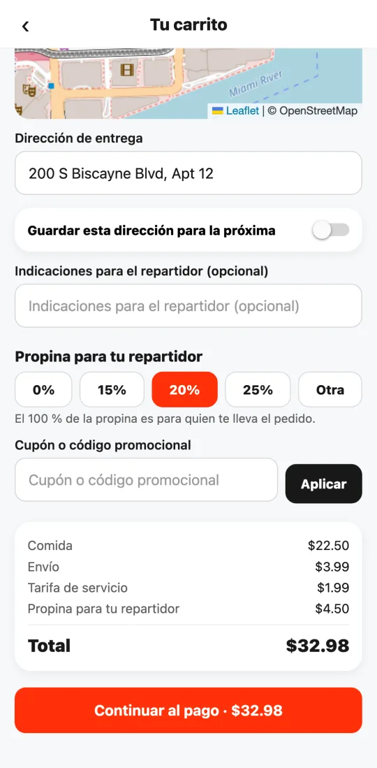 Carrito con la dirección de entrega, la propina para el repartidor y el desglose completo antes de pagar.