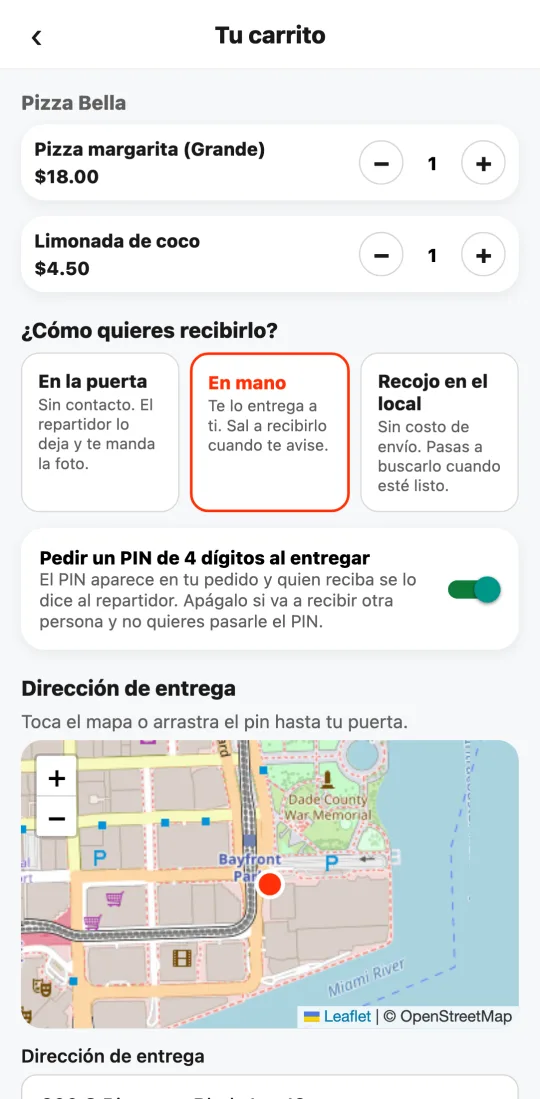 Carrito con «En mano» elegido y el interruptor «Pedir un PIN de 4 dígitos al entregar» encendido.