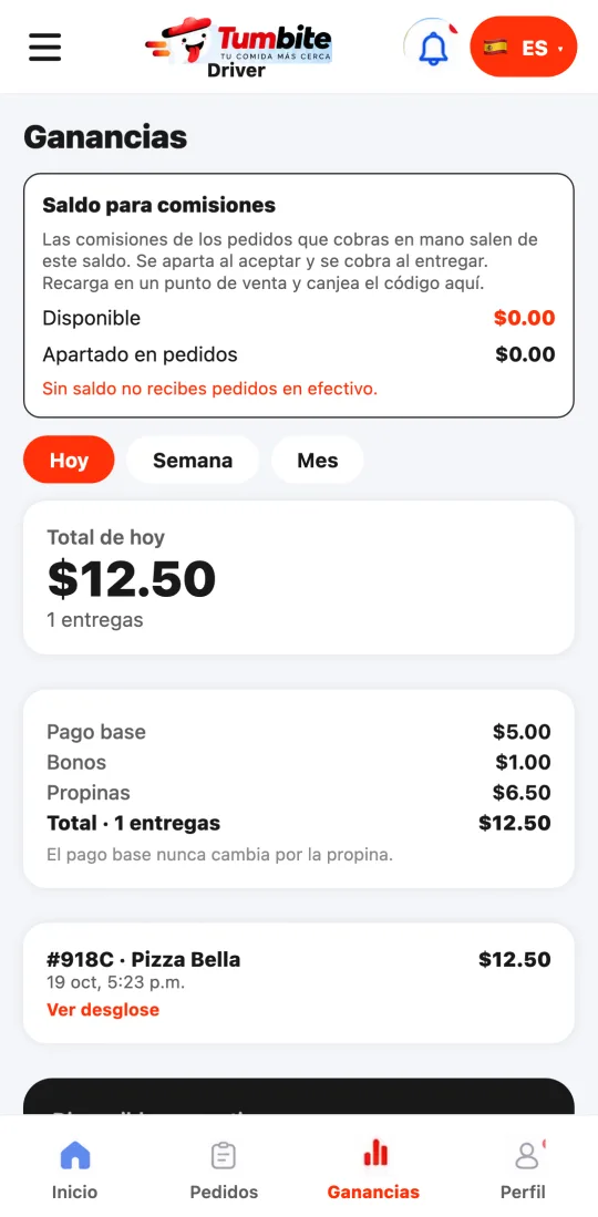Billetera de la app del repartidor con el bloque «Saldo para comisiones»: disponible, apartado en pedidos y la casilla del código de recarga.